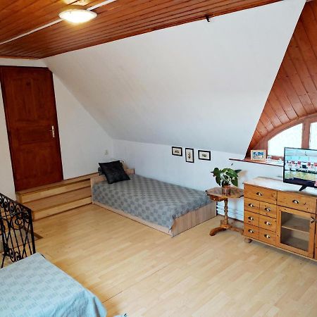 Monami Art Apartman Вац Экстерьер фото